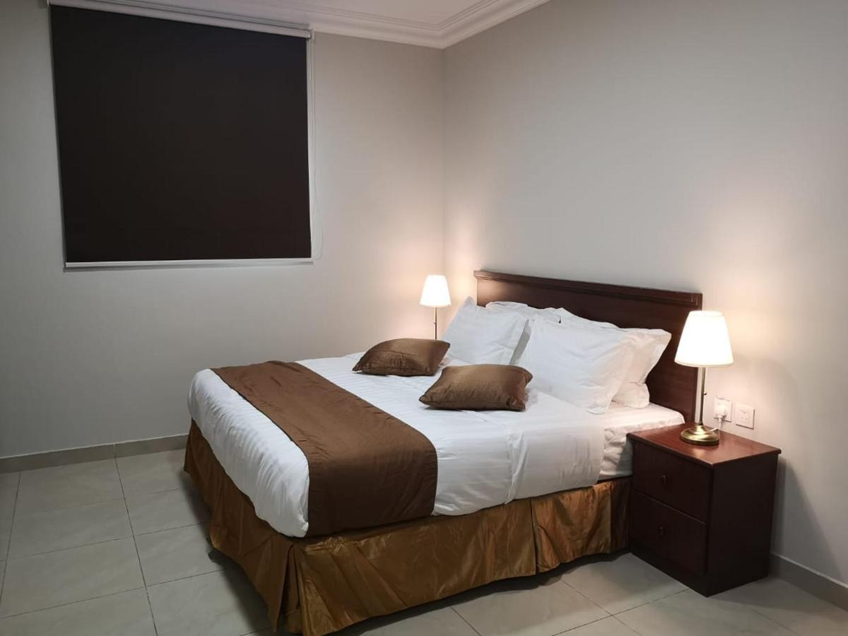Nozol Al Toot Furnished Units Aparthotel ริยาดห์ ภายนอก รูปภาพ