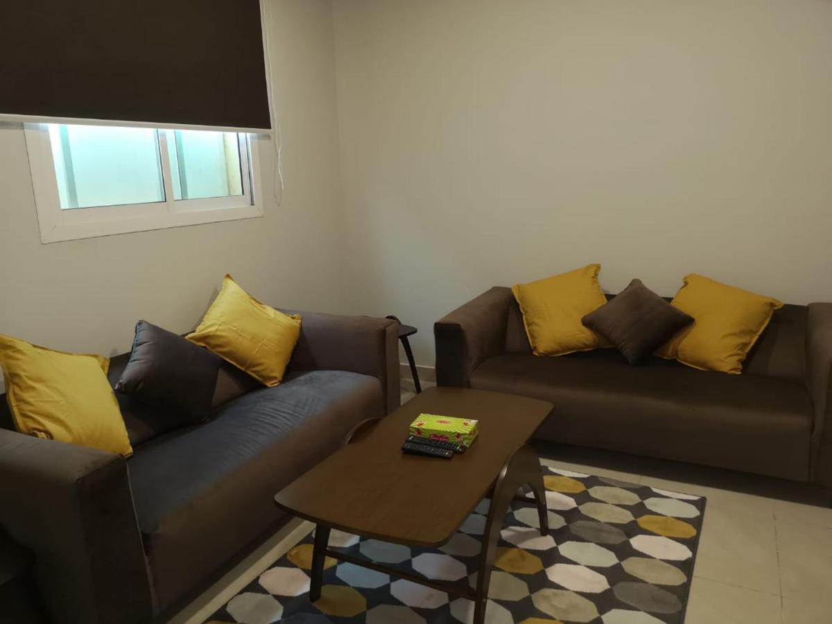 Nozol Al Toot Furnished Units Aparthotel ริยาดห์ ภายนอก รูปภาพ