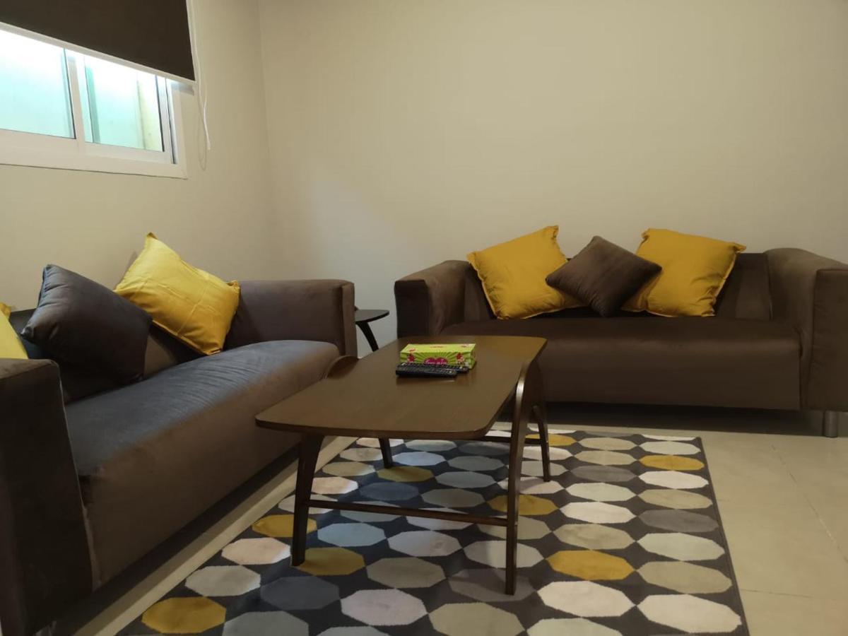Nozol Al Toot Furnished Units Aparthotel ริยาดห์ ภายนอก รูปภาพ